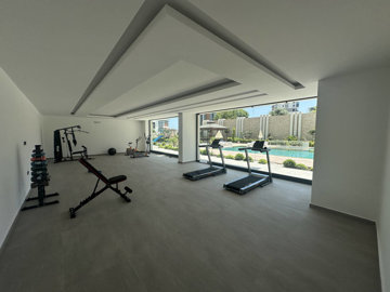 Exterior 8