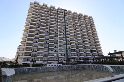 Exterior 3