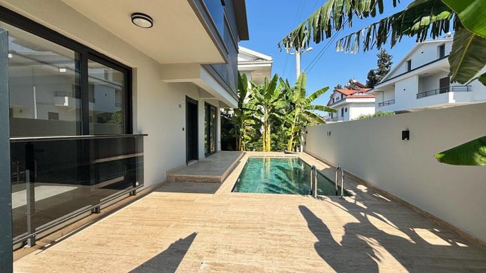 Image No.5-4 Bed House/Villa for sale