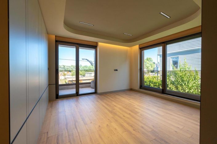 Image No.20-4 Bed House/Villa for sale