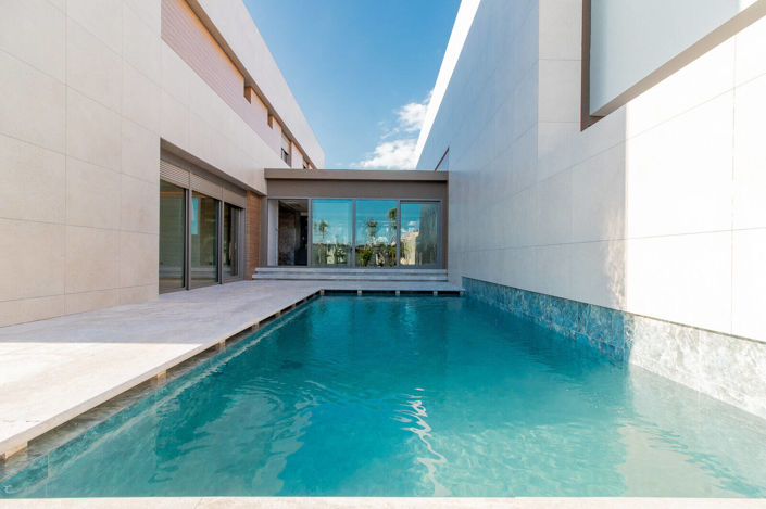 Image No.5-6 Bed House/Villa for sale