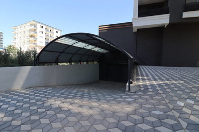 Exterior 6