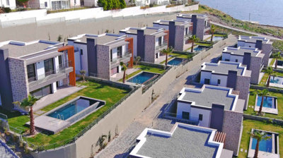 Exterior 2