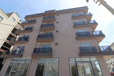 Exterior 3