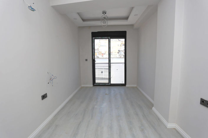 Image No.9-1 Bed Apartment for sale