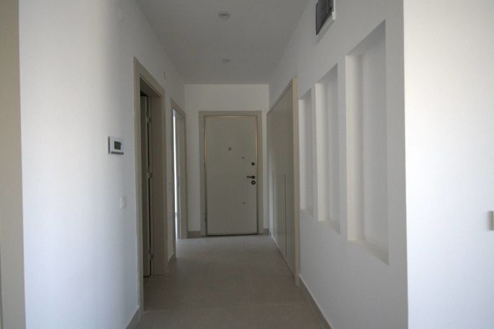 Image No.25-1 Bed Apartment for sale