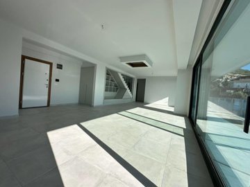 Interior 2