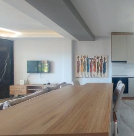 Interior 3