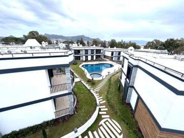 Exterior 8