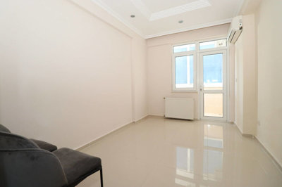 Interior 7