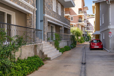 Exterior 9