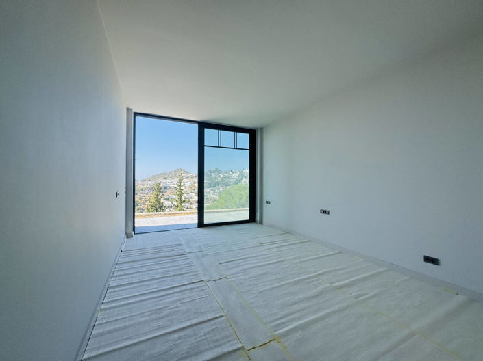 Image No.24-4 Bed House/Villa for sale