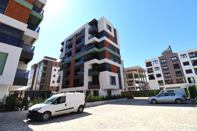 Exterior 2