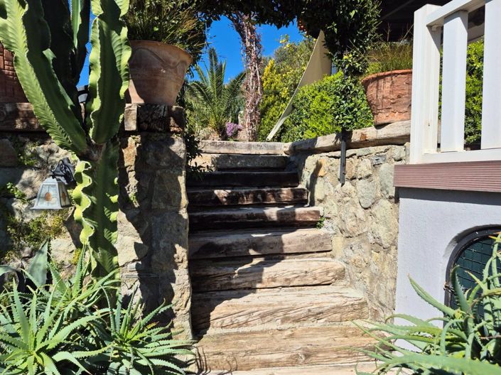 Image No.18-4 Bed House/Villa for sale