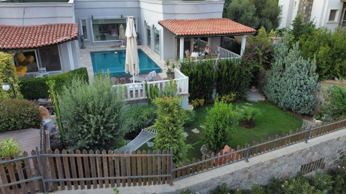 Image No.2-4 Bed House/Villa for sale