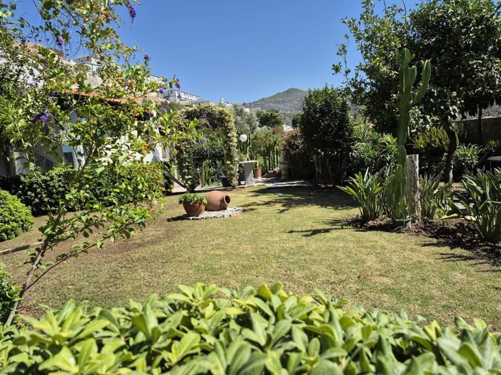 Image No.9-4 Bed House/Villa for sale