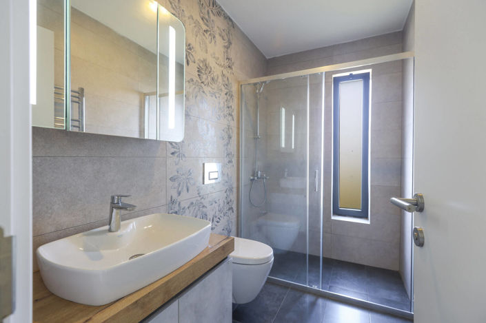 Image No.21-2 Bed Apartment for sale