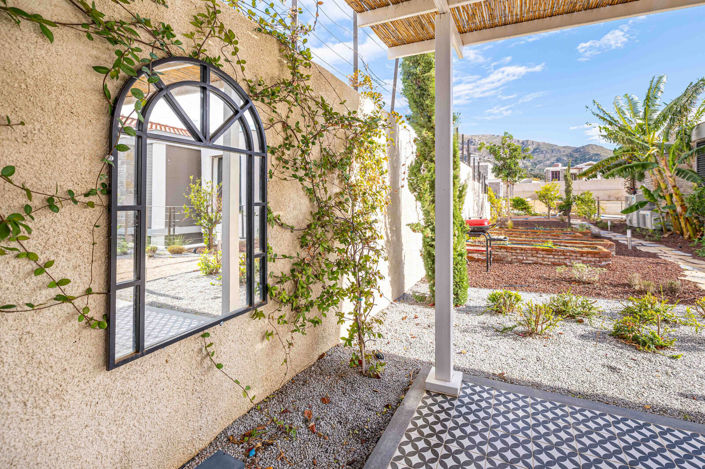 Image No.5-5 Bed House/Villa for sale