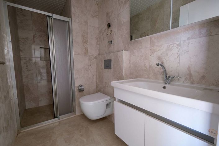 Image No.9-1 Bed Apartment for sale