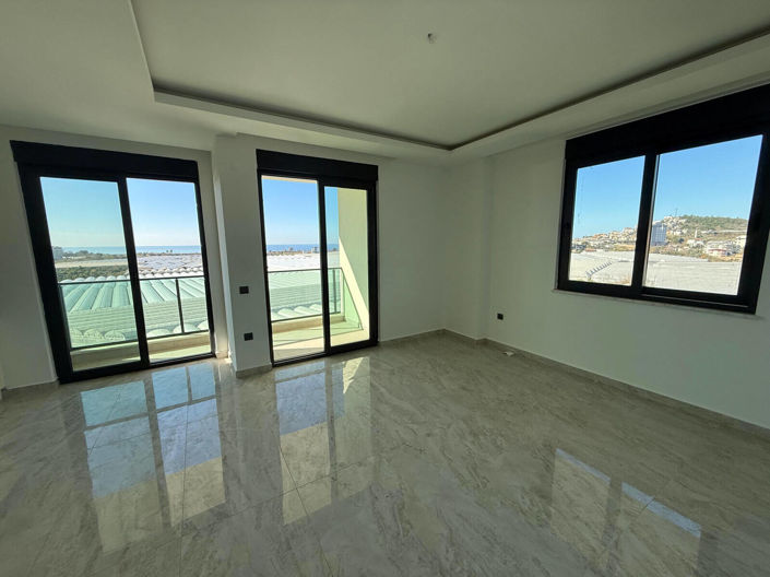 Image No.22-2 Bed Apartment for sale