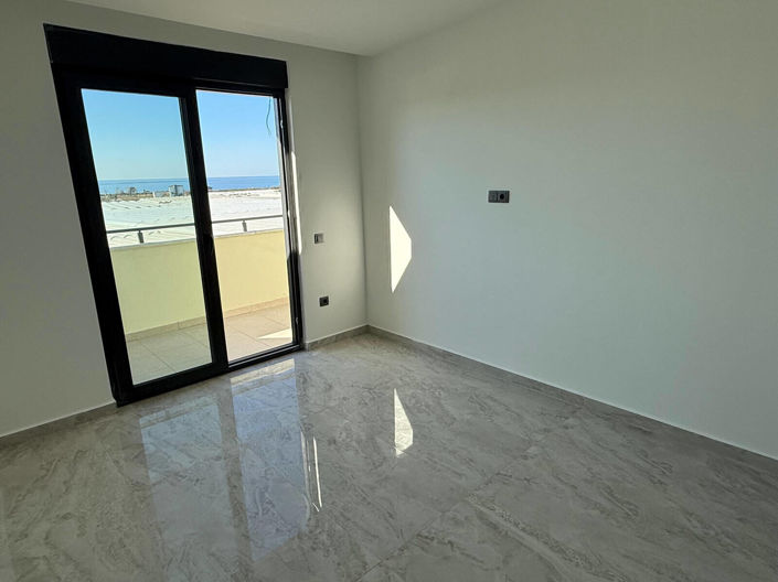 Image No.26-2 Bed Apartment for sale