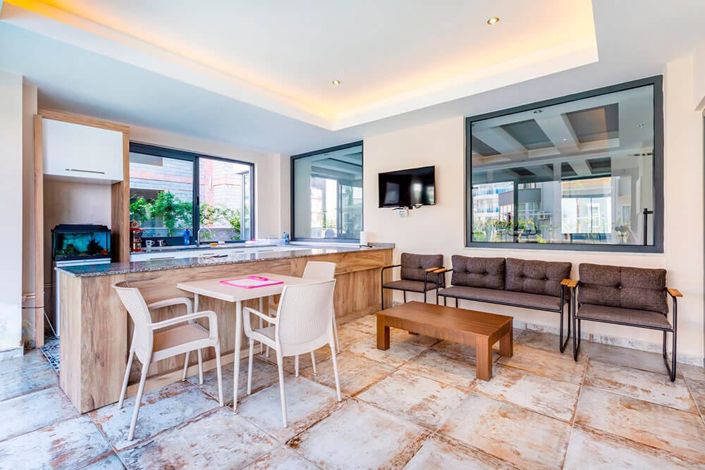 Image No.10-2 Bed Apartment for sale