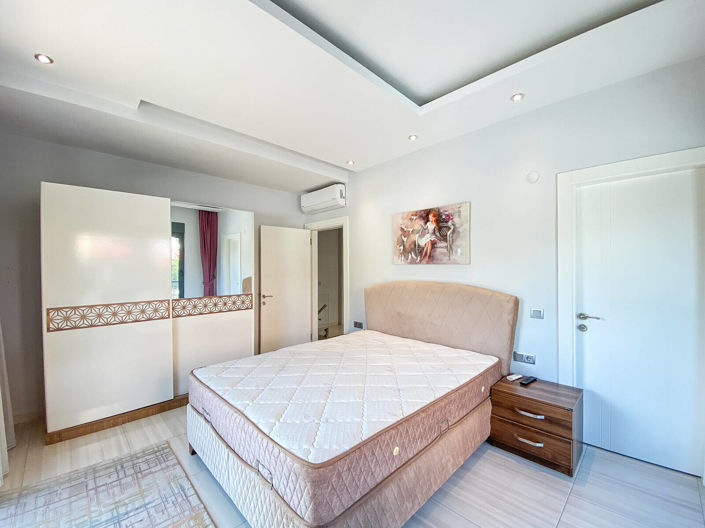 Image No.23-2 Bed Apartment for sale