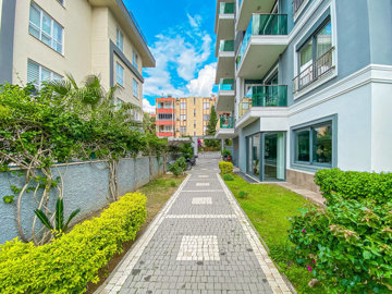 Exterior 5