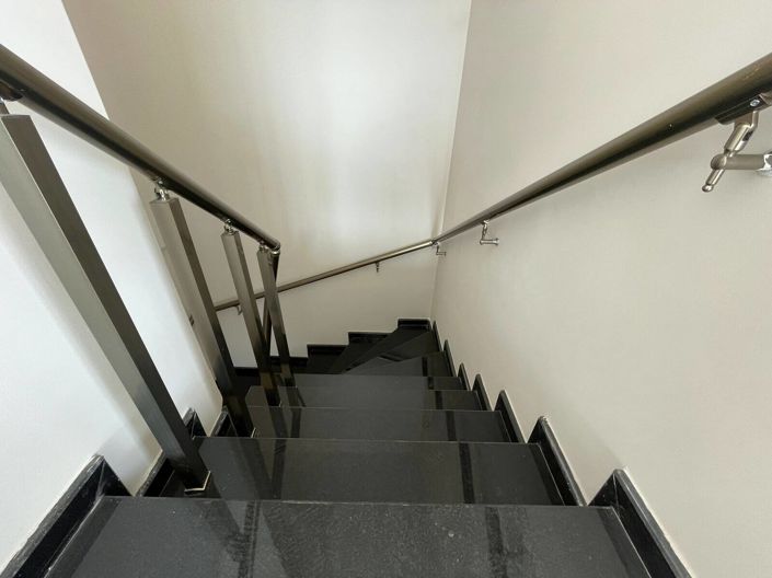 Image No.20-2 Bed Apartment for sale