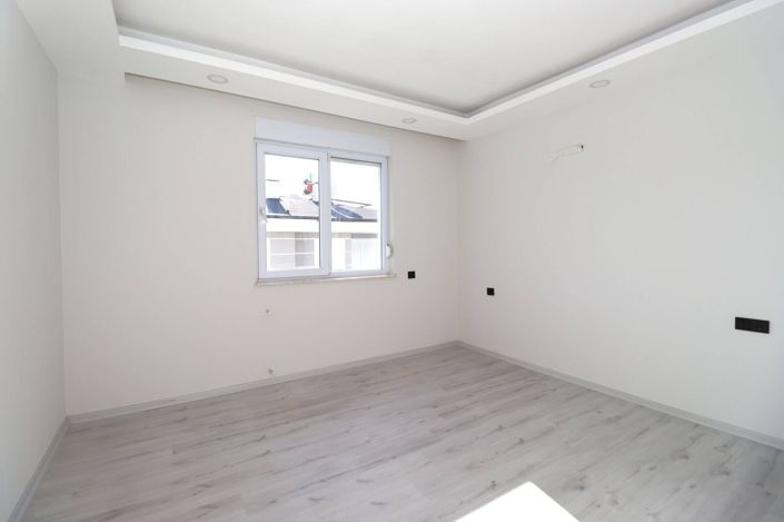 Image No.14-4 Bed Apartment for sale