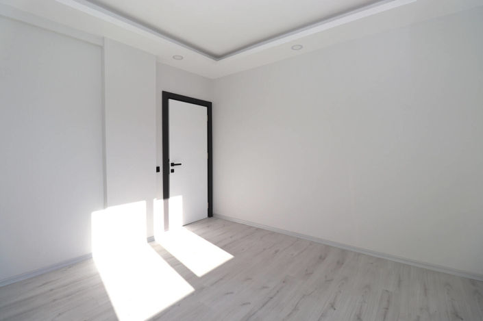 Image No.15-4 Bed Apartment for sale