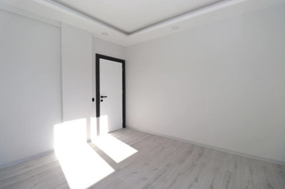 Interior 10
