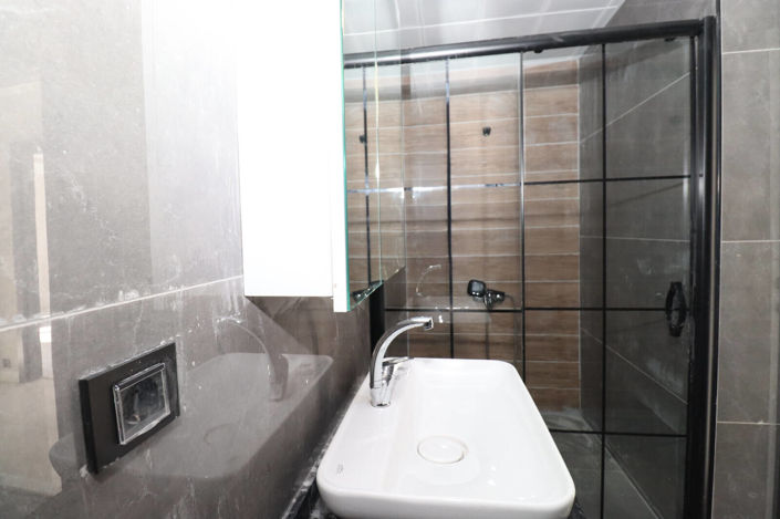 Image No.19-4 Bed Apartment for sale