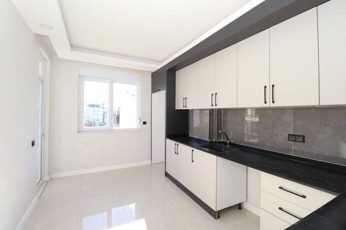 Image No.9-4 Bed Apartment for sale