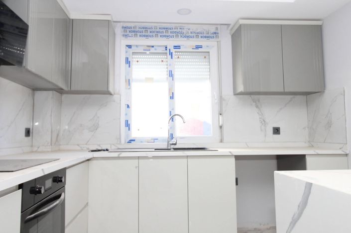 Image No.21-3 Bed Apartment for sale