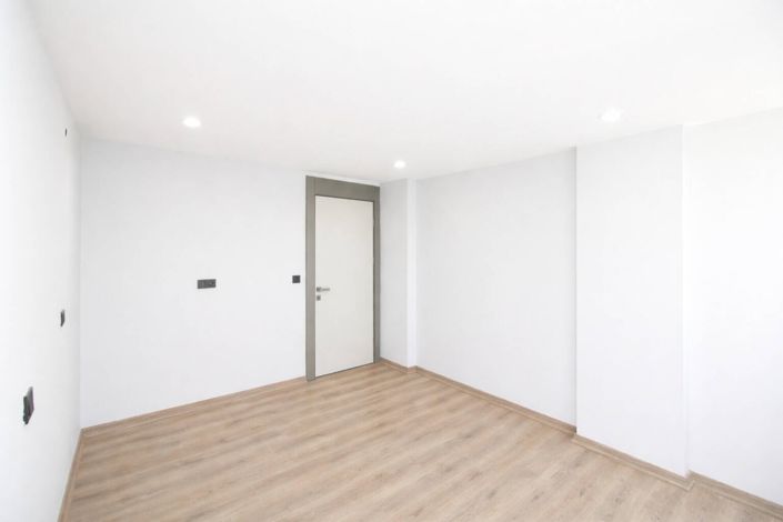 Image No.25-3 Bed Apartment for sale