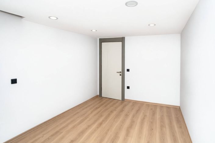 Image No.27-3 Bed Apartment for sale