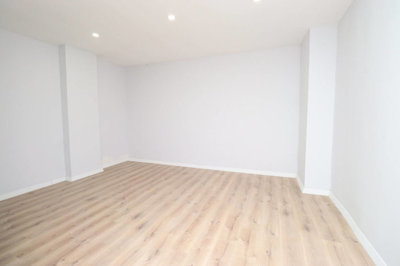 Interior 7