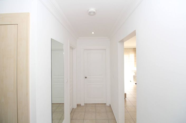 Image No.38-2 Bed Apartment for sale