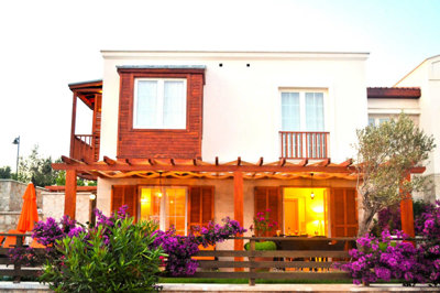 Exterior 1