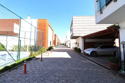 Exterior 14