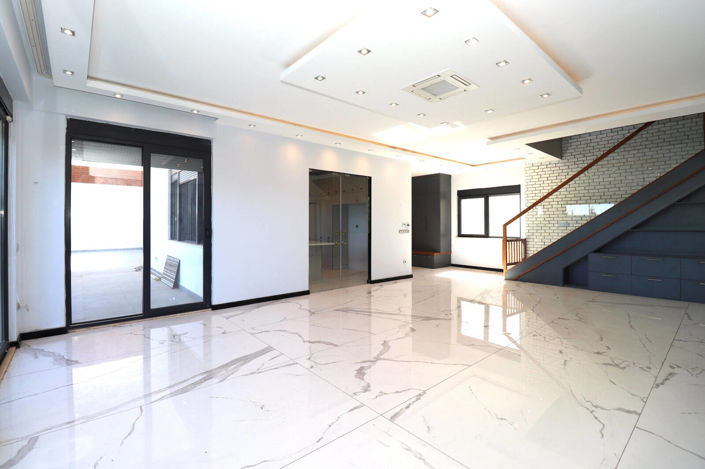 Image No.16-5 Bed House/Villa for sale