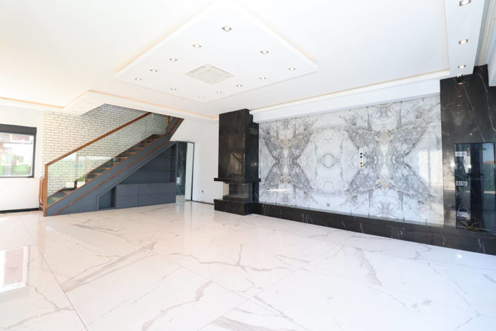 Image No.18-5 Bed House/Villa for sale