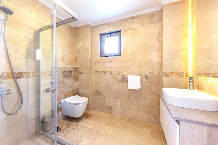 Image No.47-5 Bed House/Villa for sale