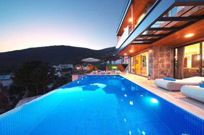 Exterior 10
