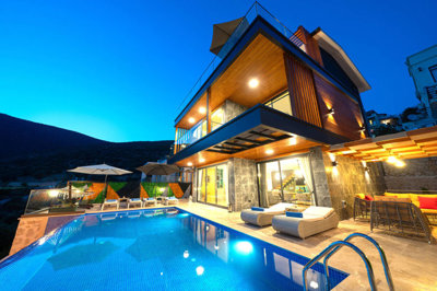Exterior 9