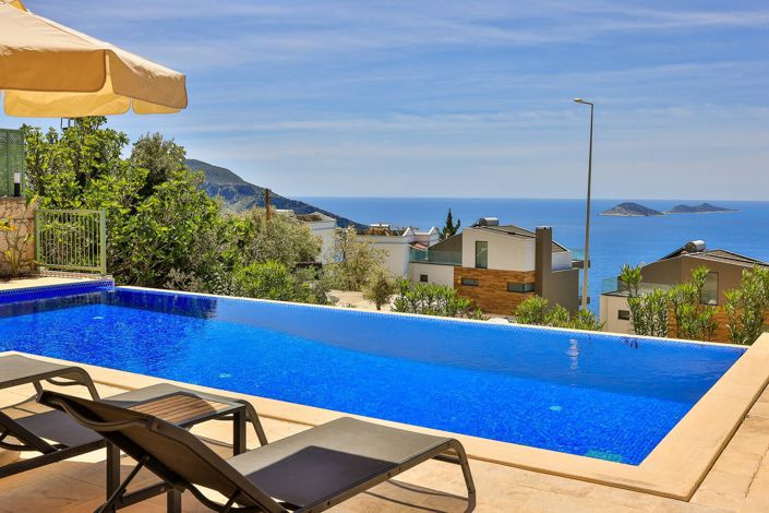 Image No.2-4 Bed House/Villa for sale