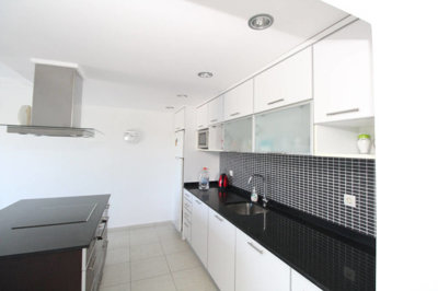 Interior 6