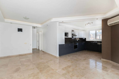 Interior 2
