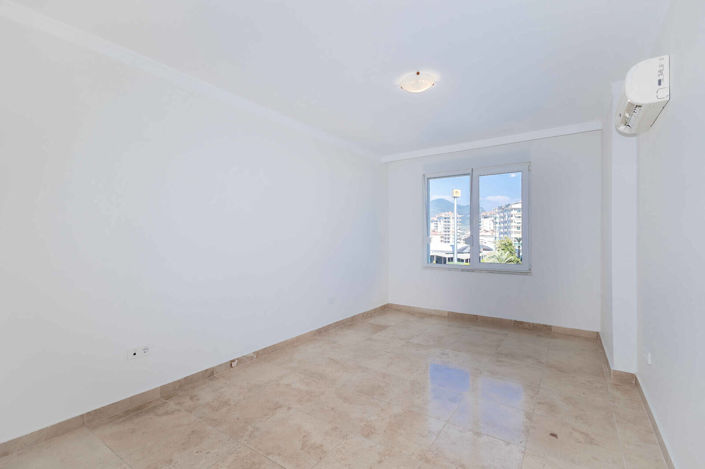 Image No.19-2 Bed Apartment for sale